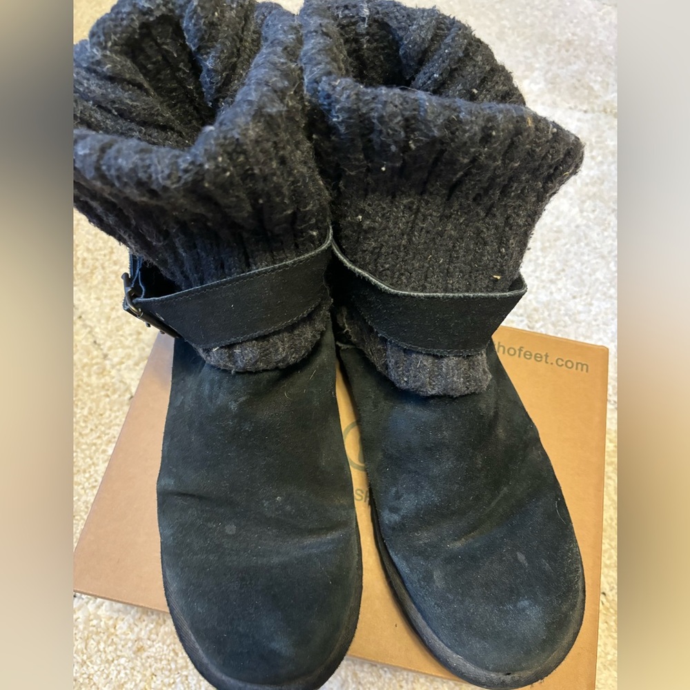 Black UGG Boots with Sweater Top - Picture 2 of 7